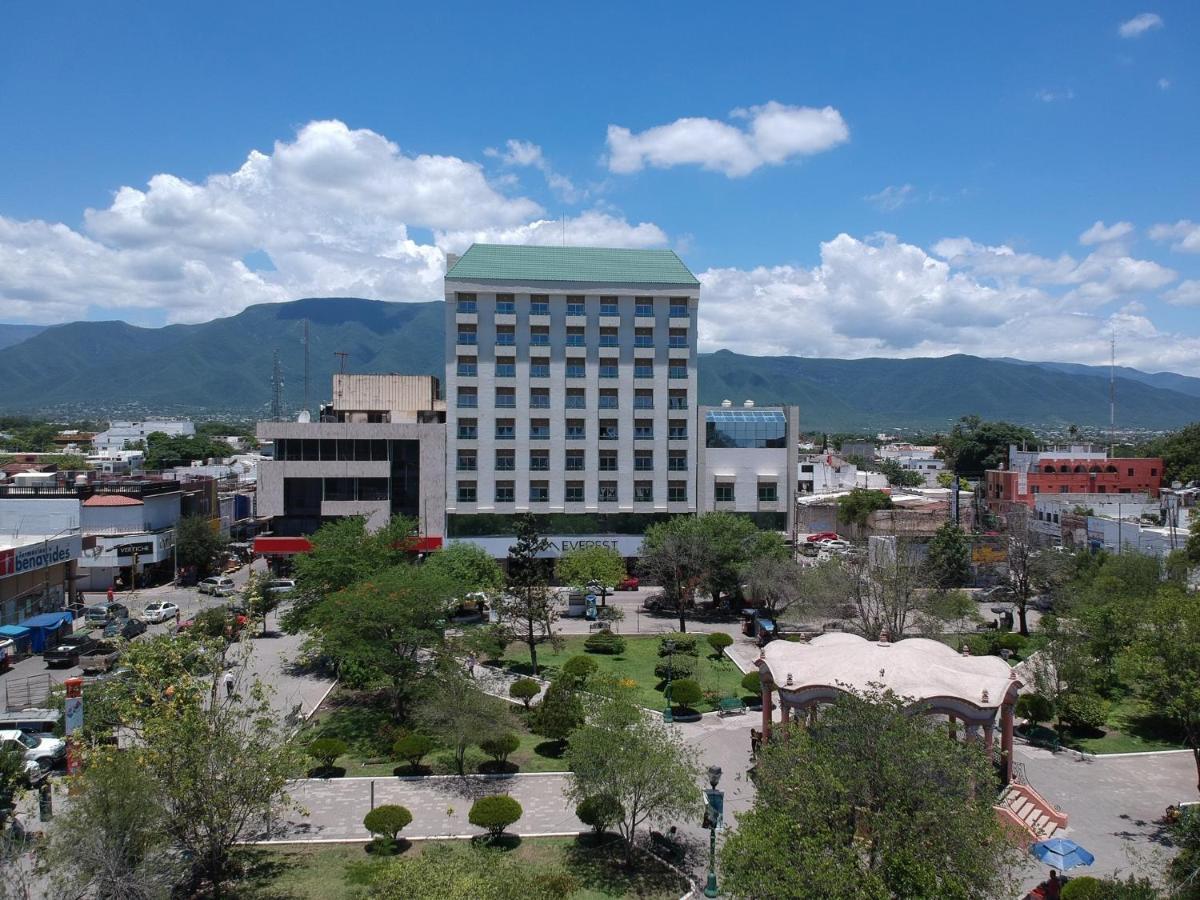 Everest Ciudad Victoria Bagian luar foto